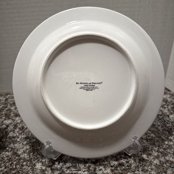 St. Nicholas Square Candy Greetings Candy Cane Plates 9" Set of 2 (two) - Picture 10 of 12